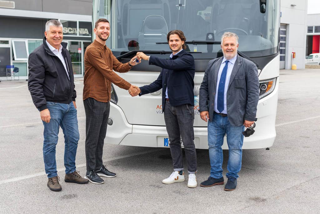 Scania Touring il primo autobus venduto da Scandipadova